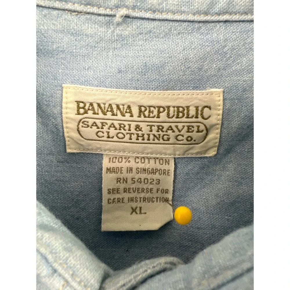 Banana Republic Denim Shirt Mens XL Light Blue Vintage Safari Travel Cotton Long